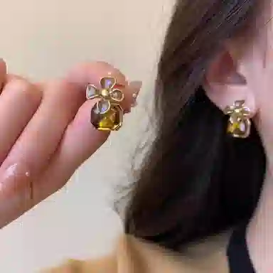 彤彤兔 韩系秋冬美拉德花朵耳钉气质独特高级感个性复古温柔气质 合金 耳环 女款