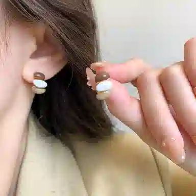 彤彤兔 几何耳钉简约韩系复古美拉德风滴油小巧女个性高级感百搭 树脂 耳环 女款