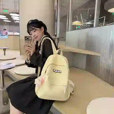 德力熊 纯色简约大容量拉链开合 尼龙布 双肩包 常规 男女同款情侣款 红/绿/蓝/白/黄/黑