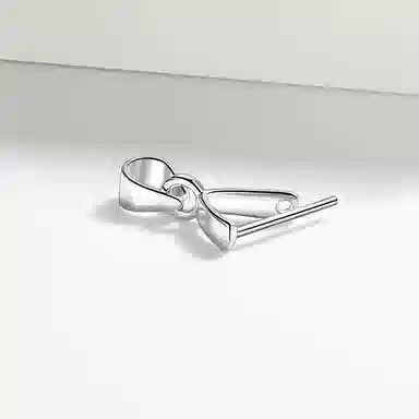 925