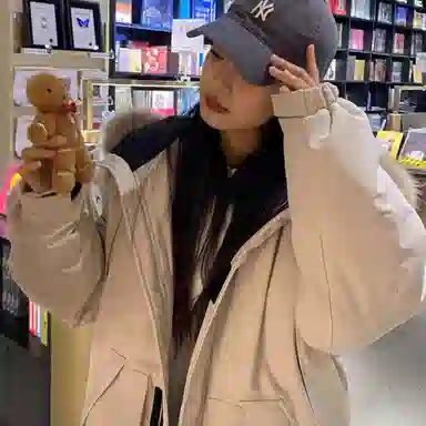 玉儿恋 韩系小众设计感加厚派克服连帽棉服 女款