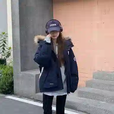 玉儿恋 韩系小众设计感加厚派克服连帽棉服 女款