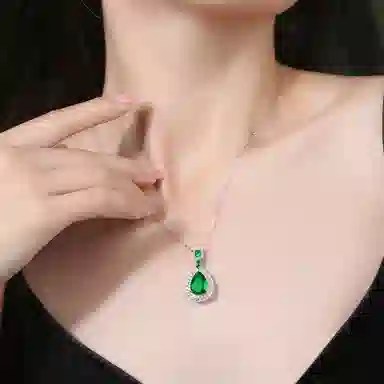 S925