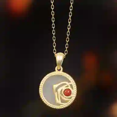 925