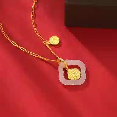 925