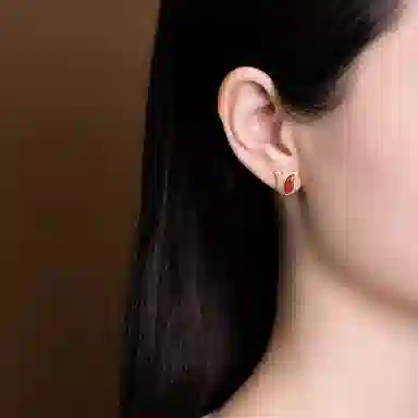 S925