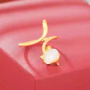 S925