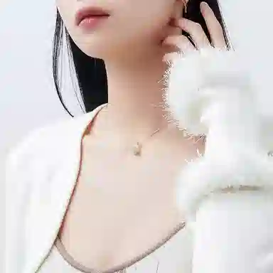 S925