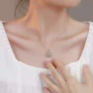 S925
