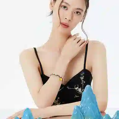 S925
