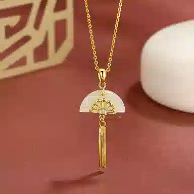 925