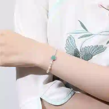 S925