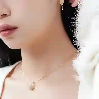 S925