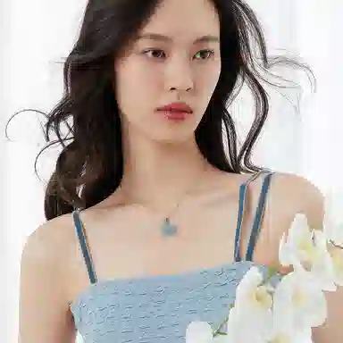 S925