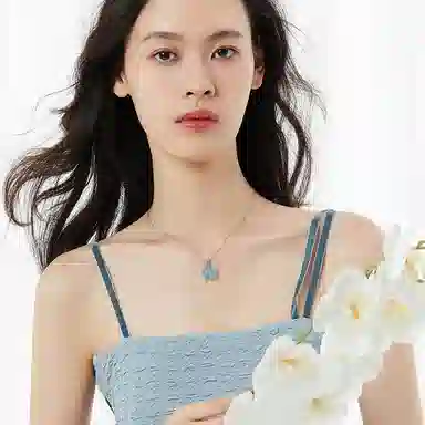 S925