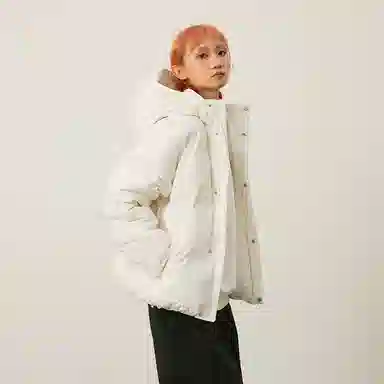 MLB New York Yankees Cream Hooded Puffer Jacket