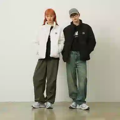 MLB Yankees Puffer Jacket Black