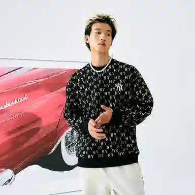 MLB Monogram Crewneck Black