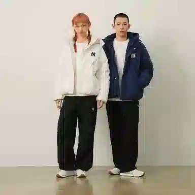 MLB New York Yankees Cream Hooded Puffer Jacket