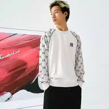 MLB Monogram 24FW Cream Sweatshirt