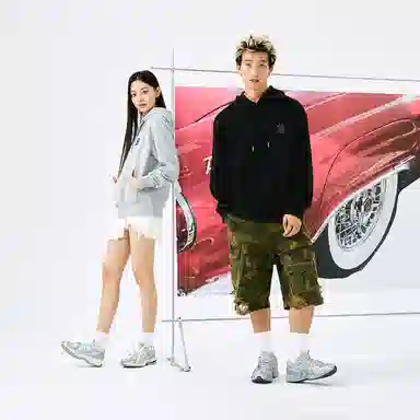 MLB Monogram Big Lux logo