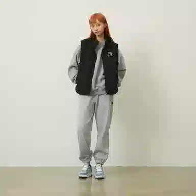 MLB Monogram Vest Black