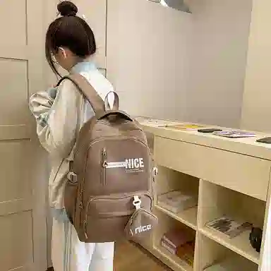 泰克森 高颜值背包时尚撞色轻便学院风书包 尼龙布 双肩包 常规 男女同款情侣款 多色