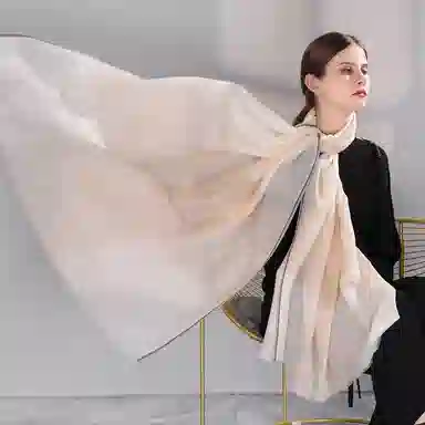 上海故事 散纤色织格大披肩 绵羊毛 围巾 女款 米驼灰绿