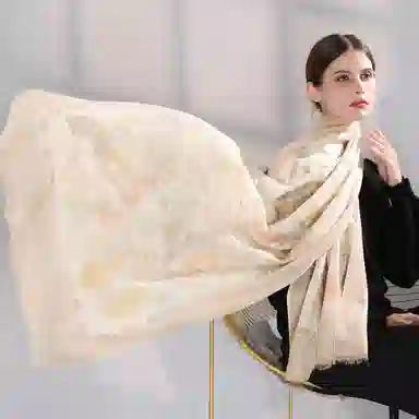 上海故事  百搭 冬季高端羊绒围巾 保暖舒适 围脖  女款 礼盒装