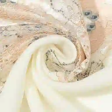 上海故事   高级感 刺绣羊毛围巾   围脖  女款  礼盒装