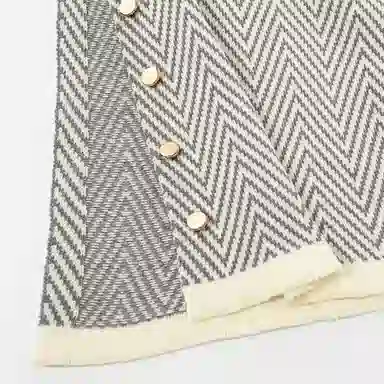 上海故事 多功能针织披肩外搭时尚洋气钉扣斜肩保暖围脖斗篷 聚酯纤维 绒线围巾 女款