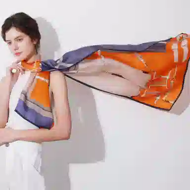 上海故事 青春素绉缎花漾郁金 桑蚕丝 丝巾 女款 礼盒装