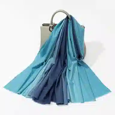 上海故事 手绘渐变空调 聚酯纤维 绒线围巾 女款 深棕米咖