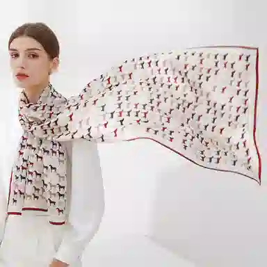 上海故事 青春素绉缎花漾郁金 桑蚕丝 丝巾 女款 礼盒装