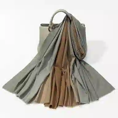 上海故事 手绘渐变空调 聚酯纤维 绒线围巾 女款 深棕米咖