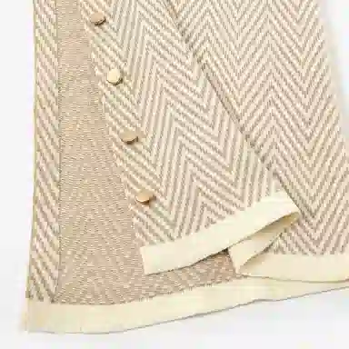 上海故事 多功能针织披肩外搭时尚洋气钉扣斜肩保暖围脖斗篷 聚酯纤维 绒线围巾 女款