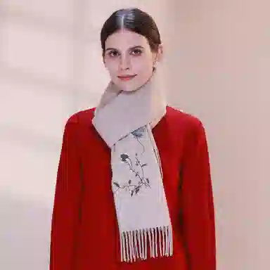 上海故事 新中式国风刺绣 鱼儿嬉戏加厚保暖 结婚喜庆 绵羊毛 绒线围巾 女款