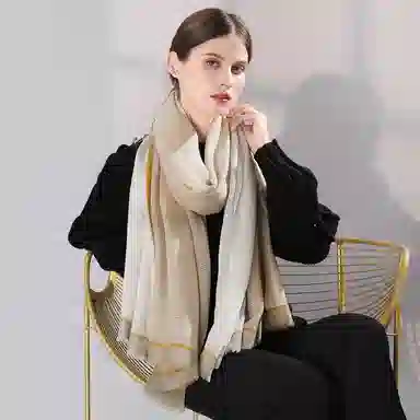 上海故事 散纤色织格大披肩 绵羊毛 围巾 女款 米驼灰绿