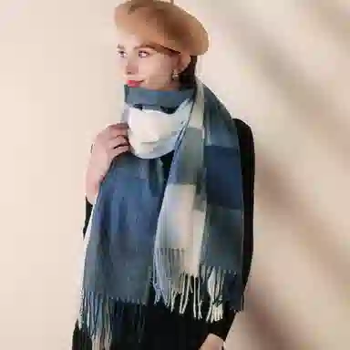 上海故事 时尚美拉德风保暖外出外搭护肩氛围感 聚酯纤维 绒线围巾 女款