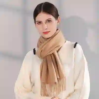 上海故事 纯色暖糯亲肤围脖 山羊绒 绒线围巾 男女同款情侣款 中国红礼盒装