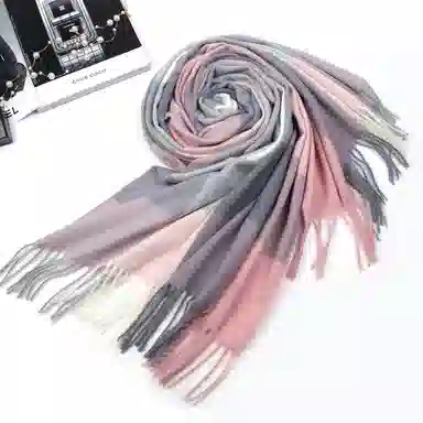 上海故事 时尚美拉德风保暖外出外搭护肩氛围感 聚酯纤维 绒线围巾 女款