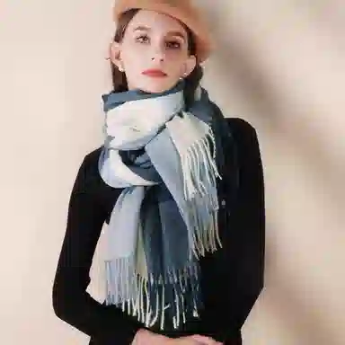 上海故事 时尚美拉德风保暖外出外搭护肩氛围感 聚酯纤维 绒线围巾 女款