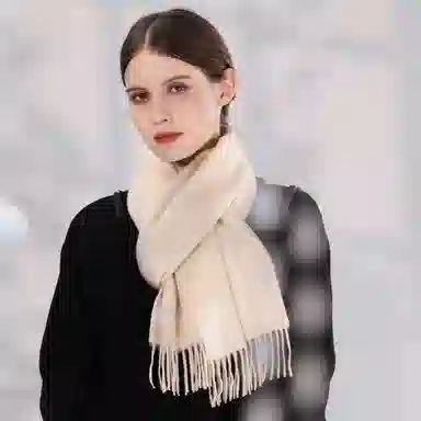 上海故事 纯色暖糯亲肤围脖 山羊绒 绒线围巾 男女同款情侣款 中国红礼盒装