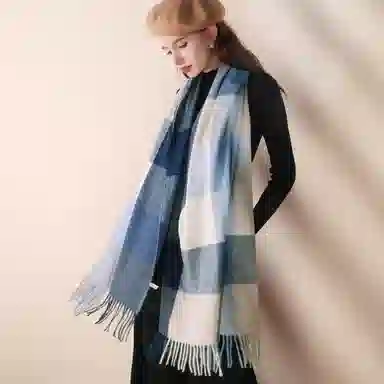 上海故事 时尚美拉德风保暖外出外搭护肩氛围感 聚酯纤维 绒线围巾 女款