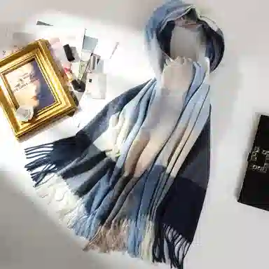 上海故事 时尚美拉德风保暖外出外搭护肩氛围感 聚酯纤维 绒线围巾 女款