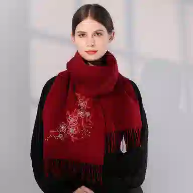 上海故事   刺绣纯羊毛小围巾 小清新 可爱风 花卉刺绣  女款 礼盒装