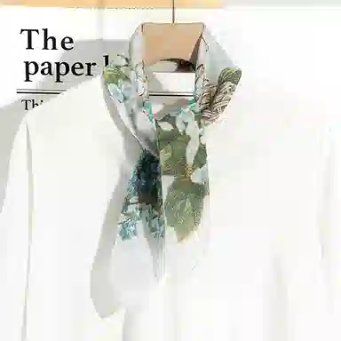 上海故事 百搭春秋时尚装饰喷绘外出 棉 桑蚕丝 绒线围巾 女款