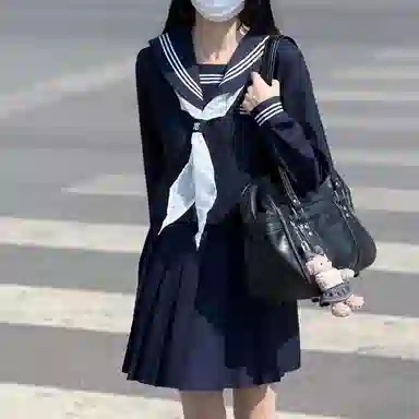 美丽衣橱 日系学院风海军领长袖衬衫纯色褶饰休闲短裙裙装套装 女款 藏蓝色