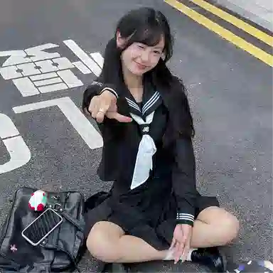 美丽衣橱 日系学院风海军领长袖衬衫纯色褶饰休闲短裙裙装套装 女款 藏蓝色