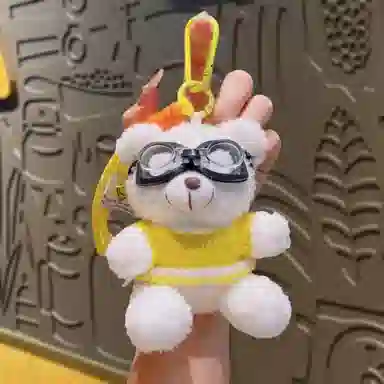 祎步康 卡通潮酷眼镜小熊钥匙链书包可爱包包公仔挂饰 毛绒 挂件 男女同款情侣款